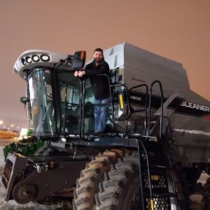 Meet your Posher, Ryan